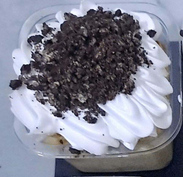Oreo milk cake